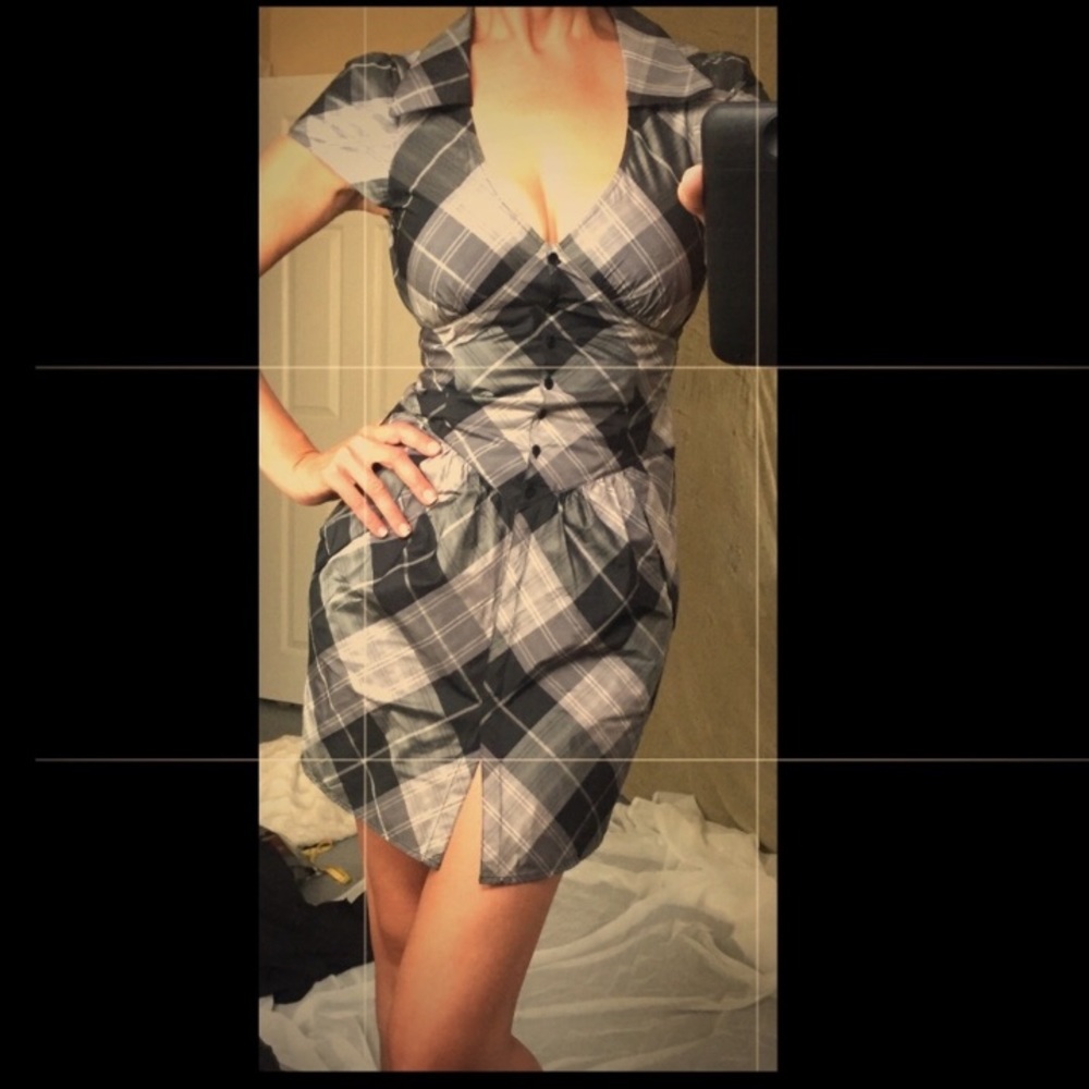 SALE🔥Ted Baker Sexy Checkered Plaid Knockout